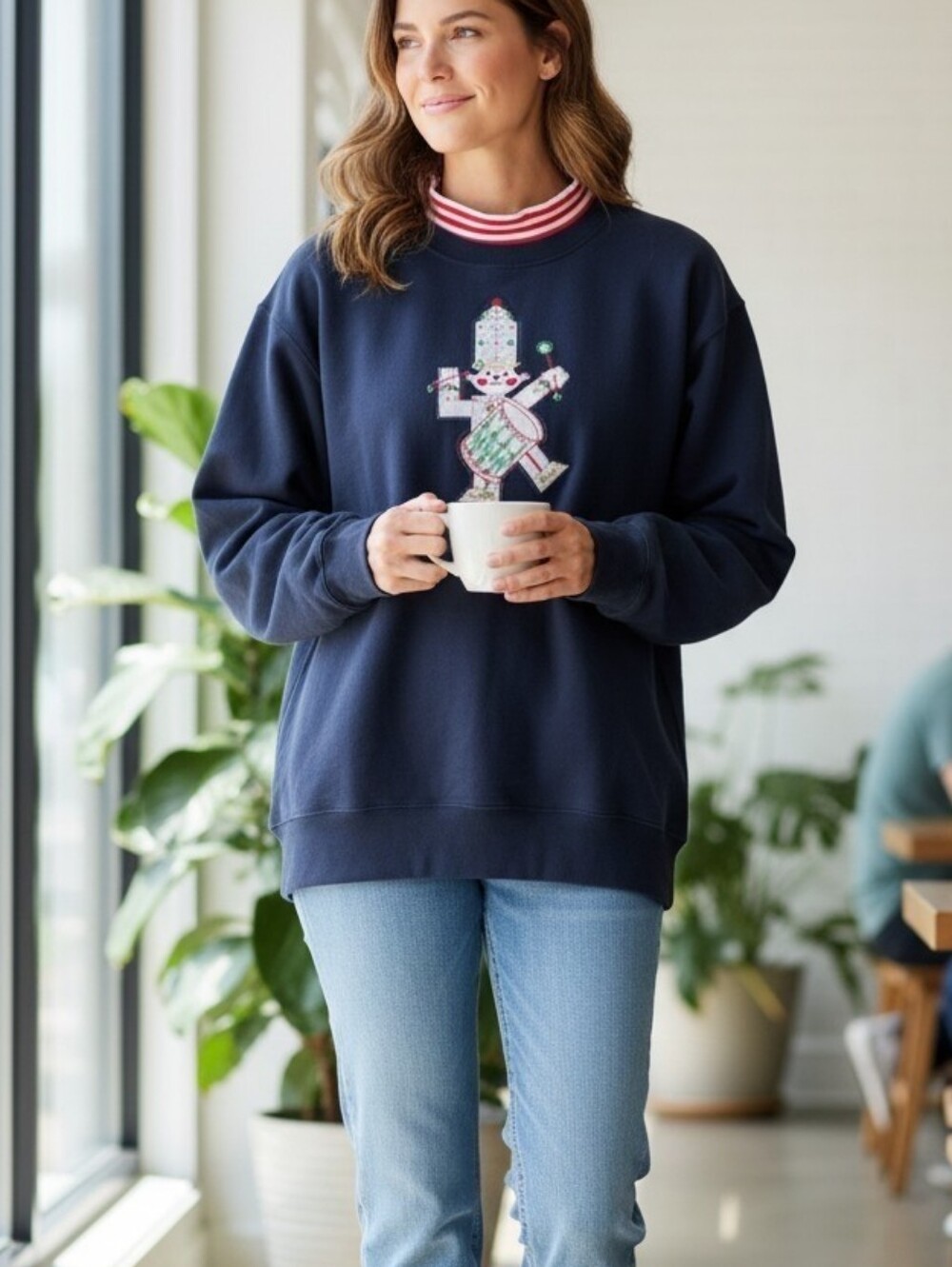 Vtg Sweatshirt Christmas Drummer Boy Sewn On Colorful Graphic Sz M Black USA Y2K
